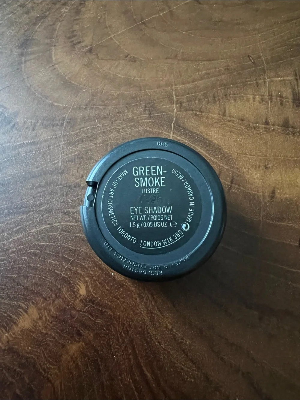 MAC Cosmetics Eyeshadow - Green Smoke - Picture 4 of 5